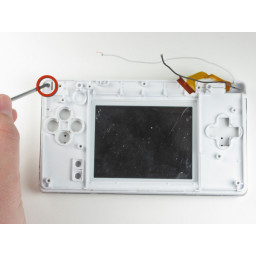 Замена верхнего экрана Nintendo DS Lite