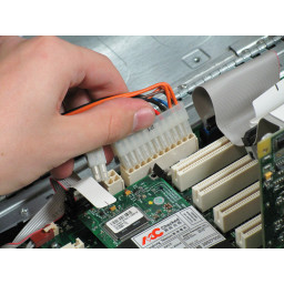 Замена логической платы Power Mac G4 Quicksilver